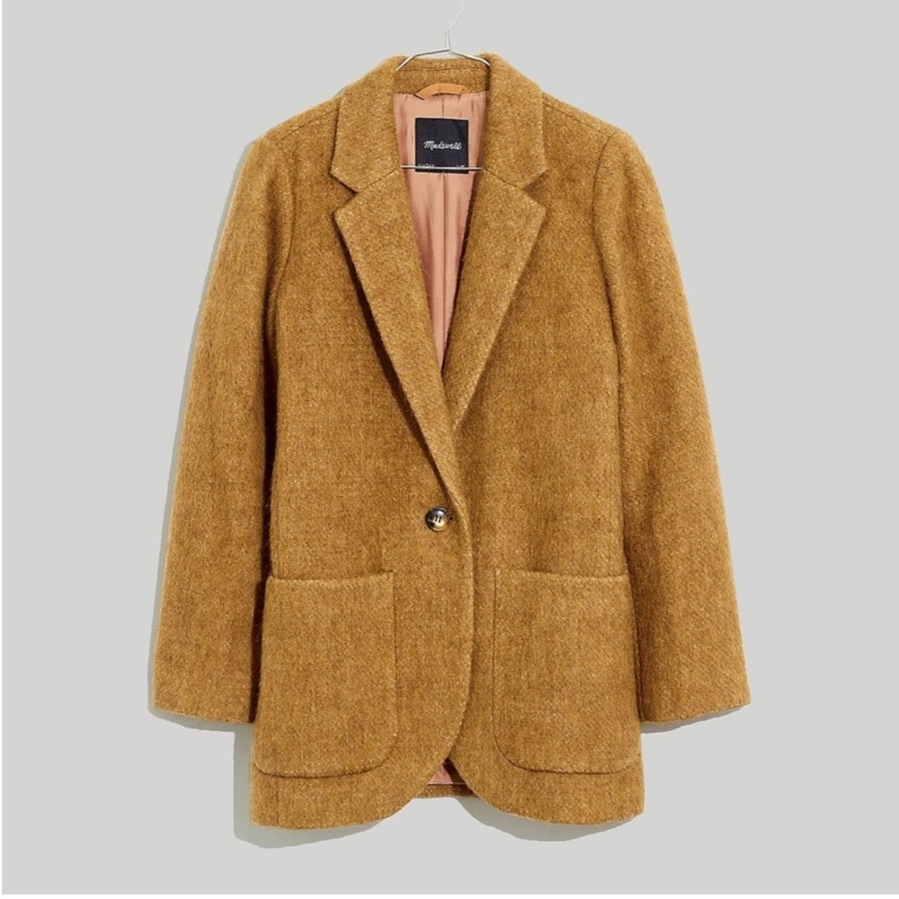 Madewell Bouclé Larsen Blazer in the color Toffee
